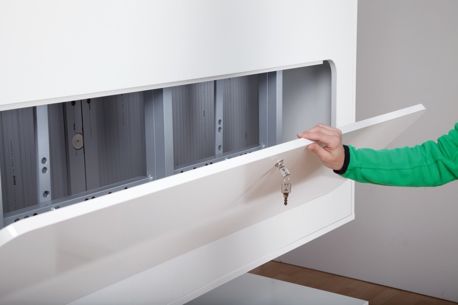 Conen TV Schrank, fahrbar, versandkostenfrei, schnell & zuverlässig