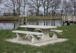 HeBlad Picknickset Beton besonders langlebiges Material (Zoom)