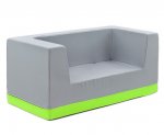 Betzold Sofa mit Rückenlehne und Armstützen, Kunstleder Grau/Grün (Zoom)