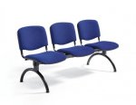 Besucherbank Polster 3-Sitzer mit blauen Sitzpolstern und schwarzem Gestell (Zoom)
