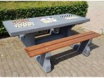 HeBlad Multi-Spieltisch Beton Deluxe massiver Betontisch mit Sitzflächen aus Holz (Zoom)
