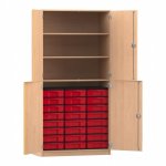 Flexeo Schrank, 24 kleine Boxen, 3 Fächer, 4 Halbtüren Buche hell mit Boxen rot (Zoom)