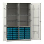 Flexeo Sportschrank, Gerätehaken, 4 Gitterkörbe, 24 kleine Boxen weiß mit Boxen blau (Zoom)