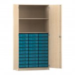 Flexeo Hochschrank mit 2 großen Fächern, 30 kleinen Boxen und Türen Ahorn honig mit Boxen blau (Zoom)