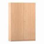 Flexeo Garderobenschrank mit beidseitiger Garderobe Buche hell geschlossen (Zoom)