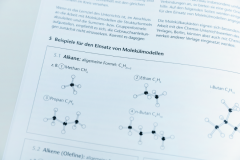 Cornelsen Experimenta Klassensatz Molekülbaukästen 1+2 Klassensatz Molekülbaukästen 1+2 (Zoom)