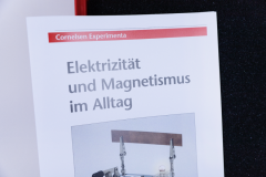 Cornelsen Experimenta Schüler-Set Elektrizität und Magnetismus im Alltag Schüler-Set Elektrizität und Magnetismus im Alltag (Zoom)