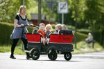 Winther Turtle Kinderbus für 4 Kinder Platz für 4 Kinder im Alter ab 6 Monate bis 4 Jahre (Zoom)