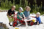 Winther VIKING Truck beliebtes Transportfahrzeug im Sand oder auf dem Spielplatz (Zoom)