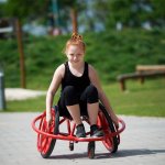 Winther Viking Challenge WheelyRider unkonventioneller Antrieb über die Arme, ähnlich einem Rollstuhl (Zoom)