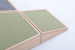 Wisdom Spielpodeste-Set A, 9-teilig Podest als Rampe mit grünem Teppich  (Zoom)
