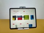 Medium Schüler-Tablethalterung passend für Tablets von 7" bis 10.1", zur Anordnung im Hoch- oder Querformat (Zoom)
