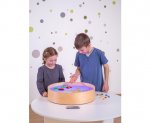 Betzold Lichttisch, rund Betzold Lichttisch rund Farbe blau Beispiel Kinder (Zoom)