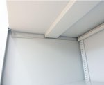 Betzold Ballschrank aus Stahl mit Schiebetüren  (Zoom)