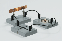 Cornelsen Experimenta Demo-Set Einfache elektrische Stromkreise, magnethaftend  (Zoom)